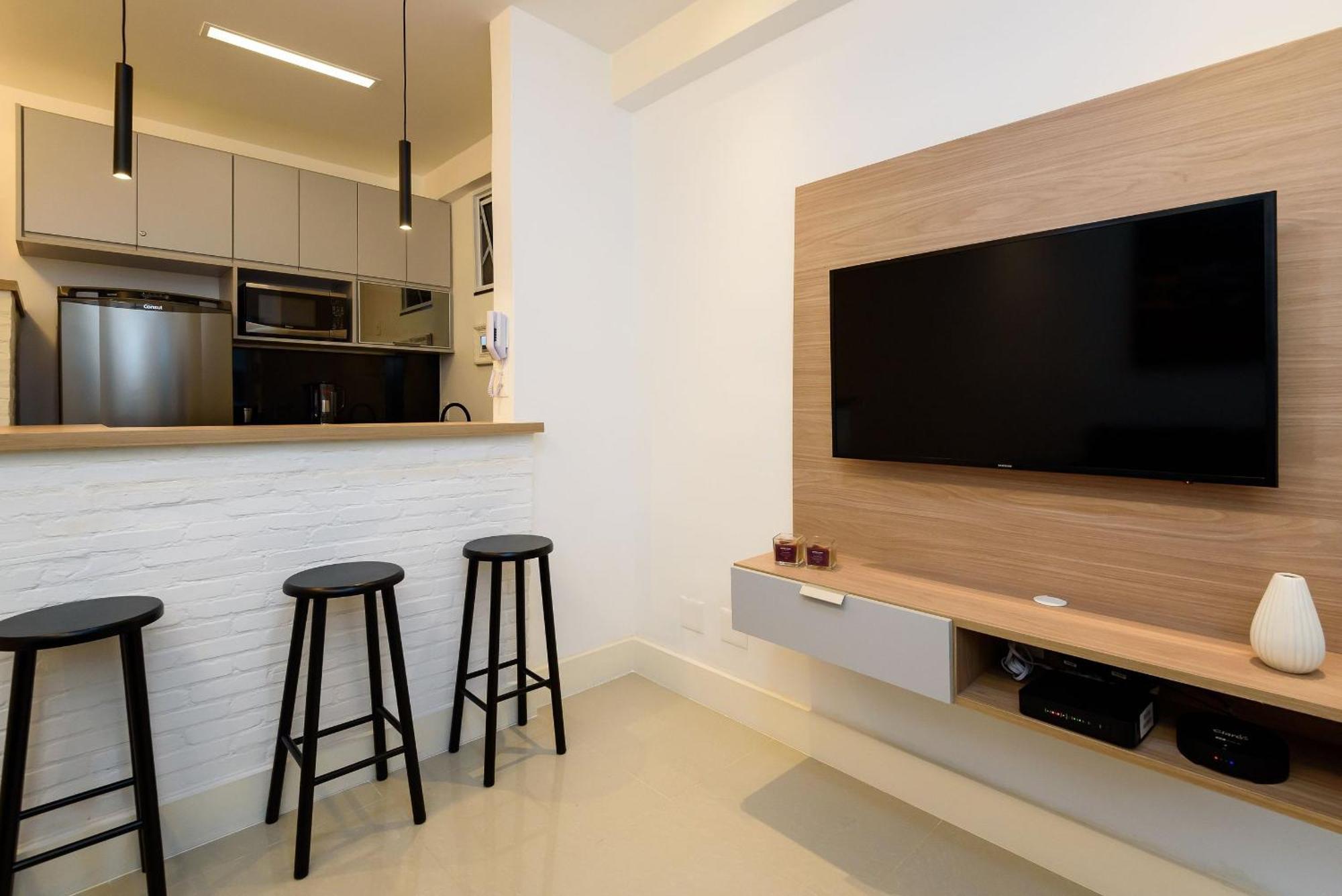 1 Qrt A 300m Da De Copacabana | Pj 281/712 Apartamento *